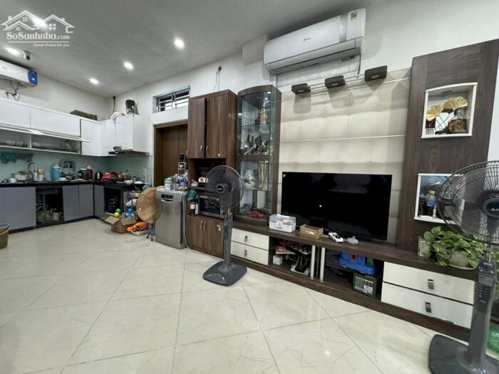 Hình ảnh Bán Nhà Phố Tôn Đức Thắng Đống Đa 126m2-3T MT10m 22,7 Tỷ Có Thương Lượng. 2