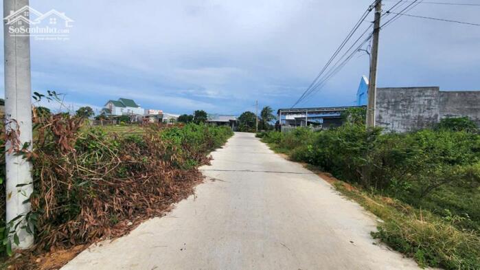 Hình ảnh bán đất full thổ cư gần biển LaGi, Bình Thuận. DT 5x25, đường rộng 5m ô tô né nhau, sổ riêng 4