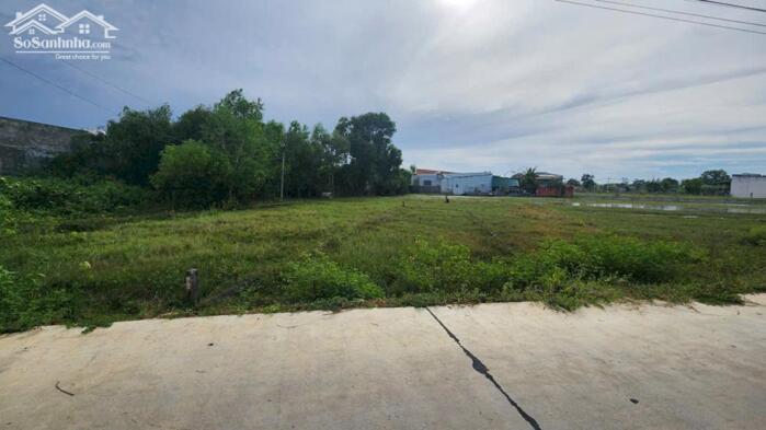 Hình ảnh bán đất full thổ cư gần biển LaGi, Bình Thuận. DT 5x25, đường rộng 5m ô tô né nhau, sổ riêng 0