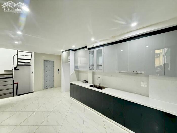 Hình ảnh BÁN NHÀ ĐƯỜNG LÁNG – ĐỐNG ĐA, 6 TẦNG THANG MÁY, 33M2, FULL ĐỒ, Ở NGAY – GIÁ CHỈ 8,3 TỶ 2