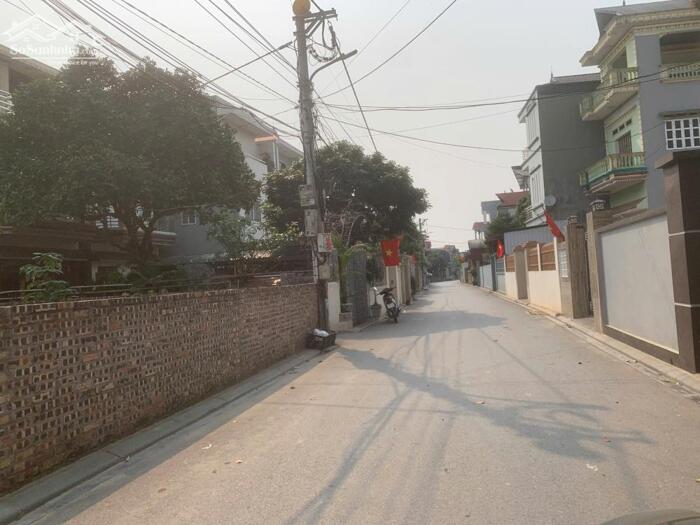 Hình ảnh Chính chủ cắt lỗ nhanh trục chính Xóm Núi,Nguyên Khê, 150m2, MT 5m, đường 6m trải nhựa 2 oto tránh 1