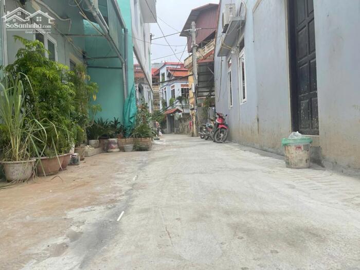 Hình ảnh Bán 50m đất làng Nha, đối diện Aeonmall Long Biên, 7 chỗ vào nhà giá chỉ nhỉnh 9 tỷ 0