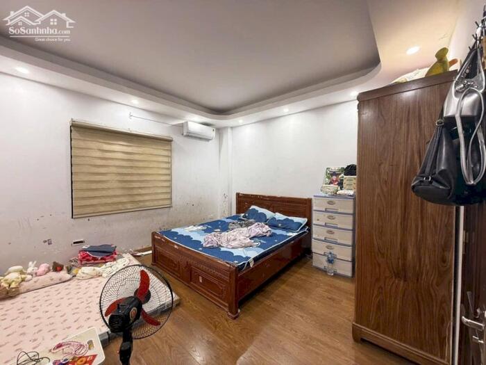 Hình ảnh ** Bán Nhà Nguyễn Văn Cừ, Long Biên 5T, 33m2 giá 7,75 tỷ (Lô góc, ô tô đỗ gần nhà) ** 4