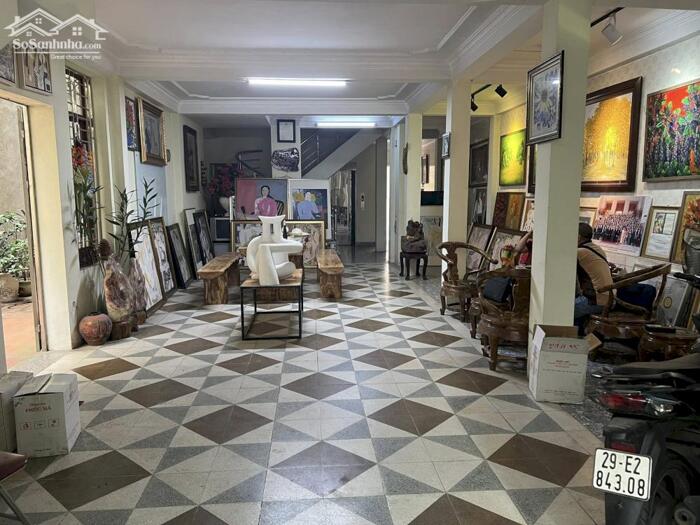 Hình ảnh Nhà Giang Võ Ô TÔ Vào Nhà 350M2 99 Tỷ 6 Tầng Thang Máy Mặt Tiền Đẹp Nở Hậu 5