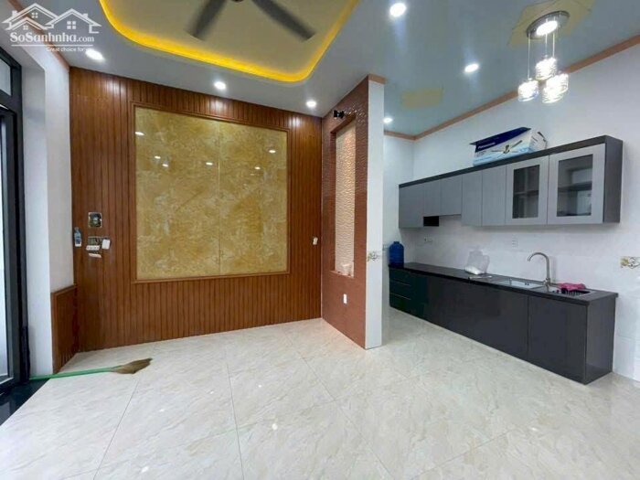 Hình ảnh Nhà 1Lầu 1Trệt Đường Ô Tô Tân Vạn Giá Quá Rẽ Chỉ 2tỷ5. Thổ Cư 1