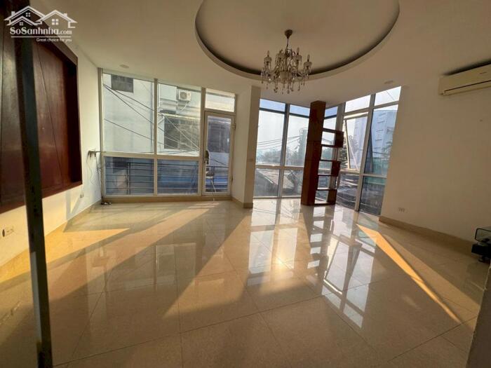 Hình ảnh Bán Nhà Phố Đặng Thai Mai Tây Hồ 60m2-6T MT6m VIEW Hồ LÔ GÓC 36 Tỷ Có Thương Lượng. 1