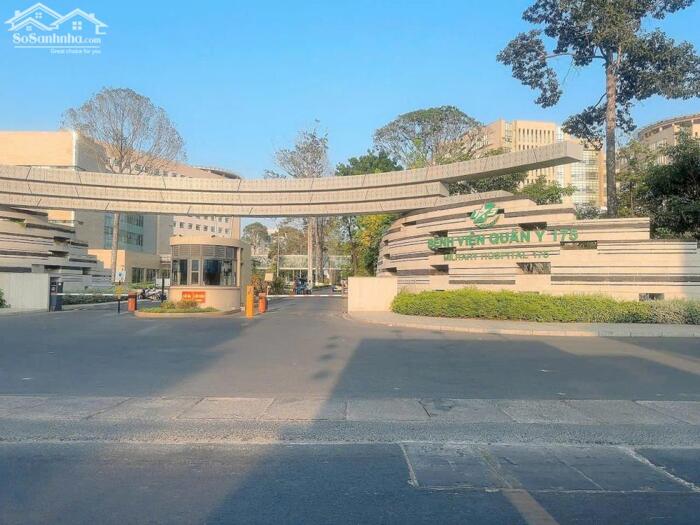 Hình ảnh Chỉ 9.5 tỷ có nhà HXH Nguyễn Thái Sơn ngang 4.6m 5 tầng có hầm 64m2 gần BV 175 tặng NT gỗ 3