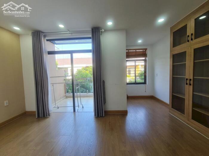 Hình ảnh BDS HVL NC CHO THUÊ NHÀ PHỐ FULL NT NHƯ HÌNH GIÁ 18tr bao phí 10