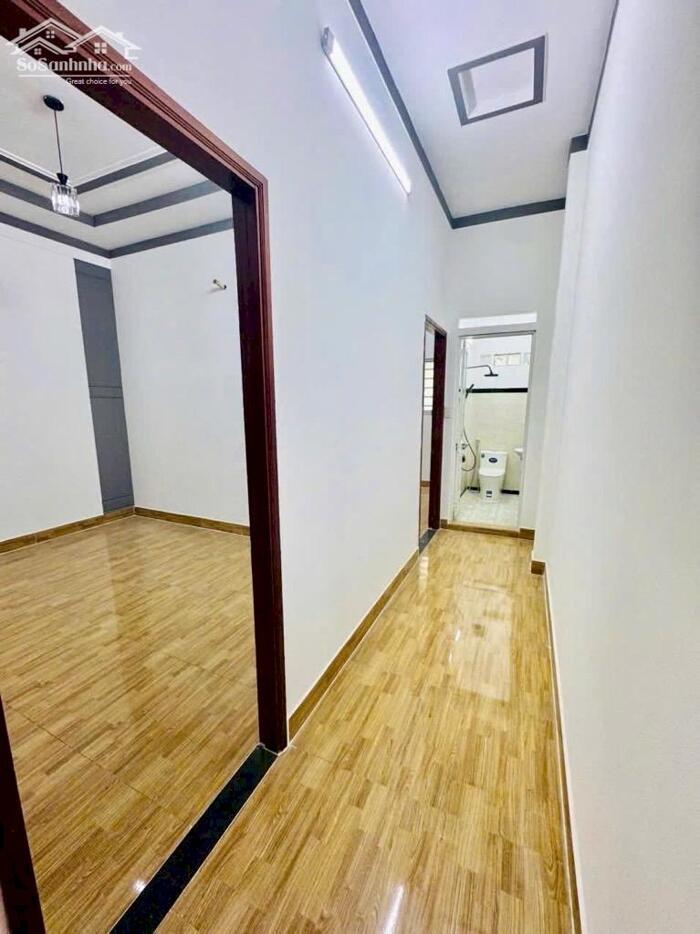 Hình ảnh NHÀ ĐẸP KIÊN CỐ - SỔ HỒNG RIÊNG - BÀ ĐIỂM HÓC MÔN NHỈNH 5 ĐỒNG 3