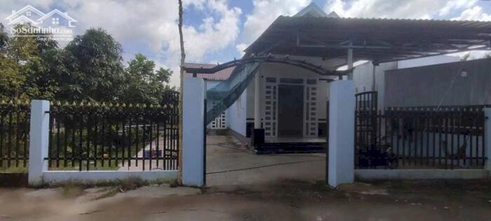 Hình ảnh Nhà cấp 4 rộng trên 300m2 giá chưa tới 2 tỷ 0