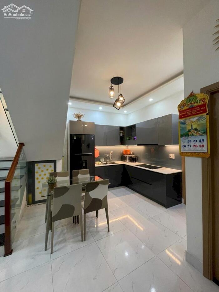 Hình ảnh Bán nhà Hoàng Hoa Thám 69m2 nhà đẹp mặt tiền rộng ngõ thẳng 13.5 tỷ 1