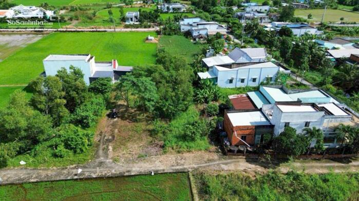 Hình ảnh Đất nền thổ cư mt xe hơi 104m2 xã Tân Lân giá rẻ công nhân 550tr 0