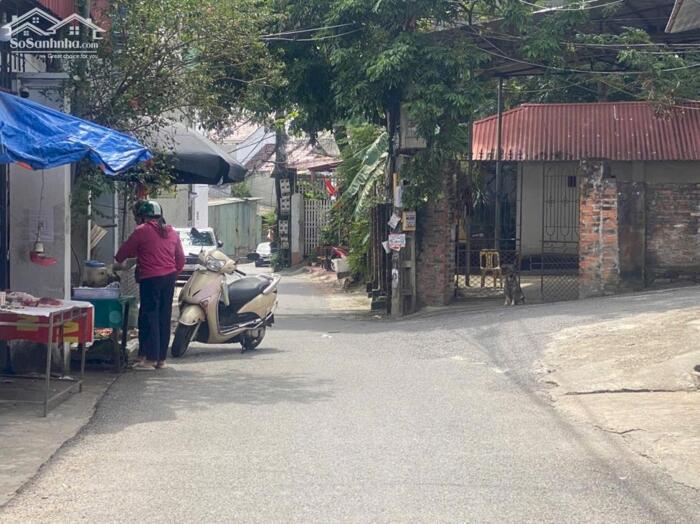 Hình ảnh Bán lô 98m2 kinh doanh phố Đồng Tum, Liên Bảo lh_0987673102 0