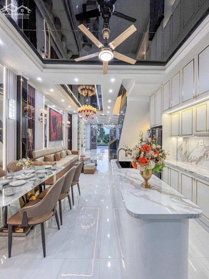 Hình ảnh BÁN NHÀ 2Lầu - TRỤC CHÍNH - HỒNG LOAN. Mặt Tiền KDoanh, VPCTy, hoặc ở Sang trọng 5