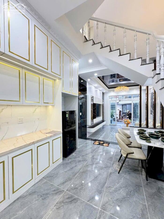 Hình ảnh Bán nhà 1T3L đúc, FULL NỘI THẤT - MẶT TIỀN. Vừa ở vừa KDoanh, VPCTy, Spa,… 3