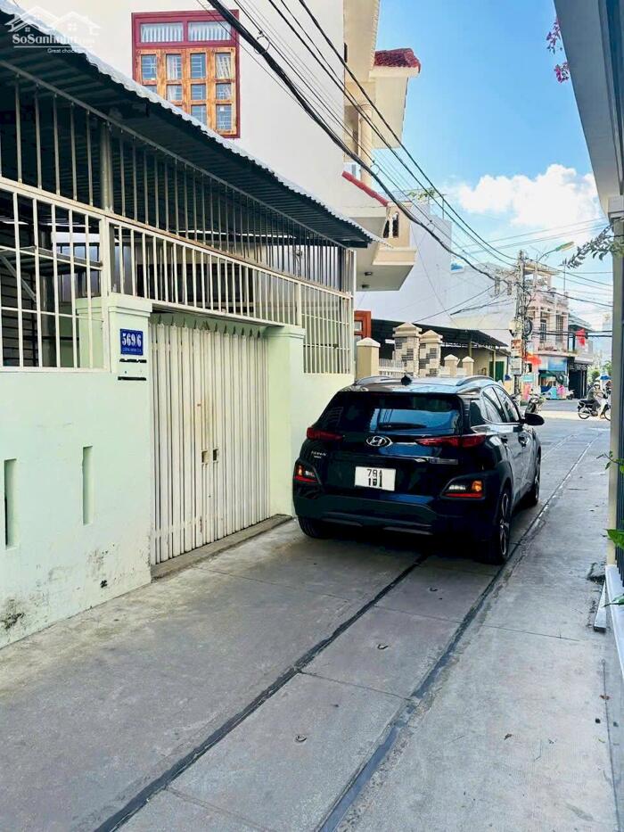 Hình ảnh Bán lô đất có nhà cấp 4 hiện đang cho thuê 4,5 triệu/tháng cách chợ Vĩnh Ngọc chỉ đúng 50m, Phường Tây Nha Trang. 0