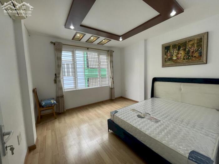 Hình ảnh Cho thuê nhà khu phân lô Văn Cao 4 p.ngủ, DT: 60m2. 5