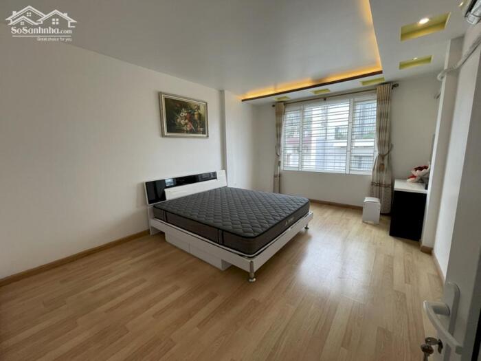 Hình ảnh Cho thuê nhà khu phân lô Văn Cao 4 p.ngủ, DT: 60m2. 6