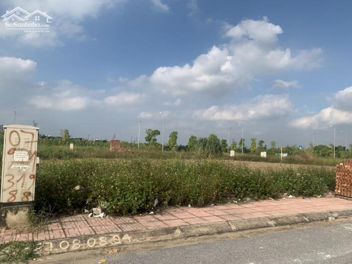 Hình ảnh Bán 97,8m đất dãy TT4 khu đấu giá Cự Khối hồ Bộ Đội 30ha, đường phân lô vỉa hè 3