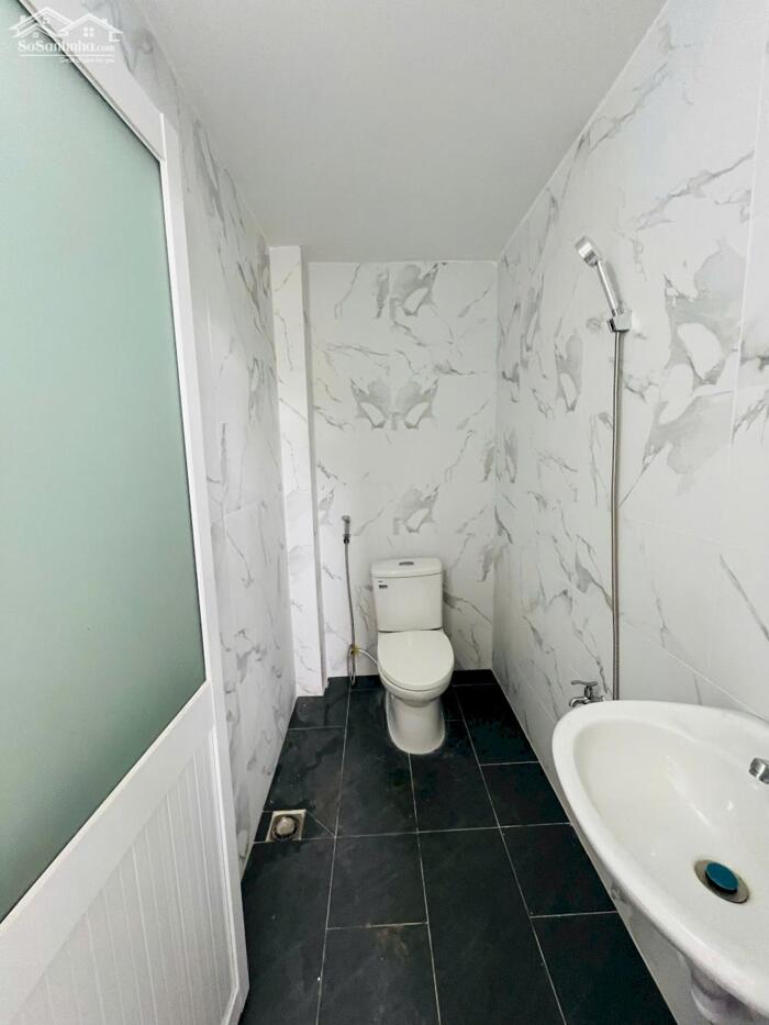 Hình ảnh CHO THUÊ CĂN NHÀ TRỆT 1 LẦU MỚI 100% VỊ TRÍ ĐẸP KDC HỒNG LOAN, CÁI RĂNG, CẦN THƠ 8,5 TRIỆU 4