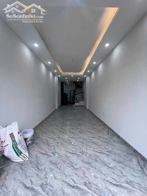 Hình ảnh Nhà 5 tầng mới xây tại phố Đức Diễn, ô tô đỗ cửa, gần trung tâm văn hóa-thông tin và thể thao! 1