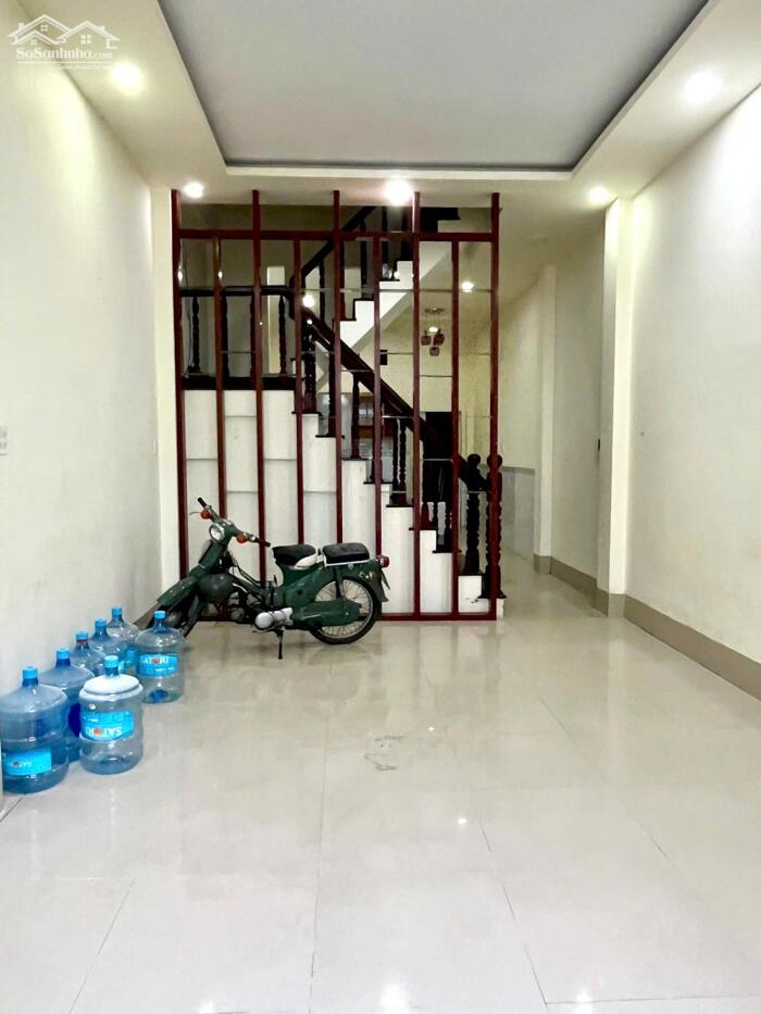 Hình ảnh CHO THUÊ NHÀ TRỆT 1 LẦU ĐẸP 128m² – ĐOẠN NGOÀI KDC HƯNG PHÚ, CẦN THƠ | GIÁ 8.5 TRIỆU/THÁNG NGA 0908870559 0