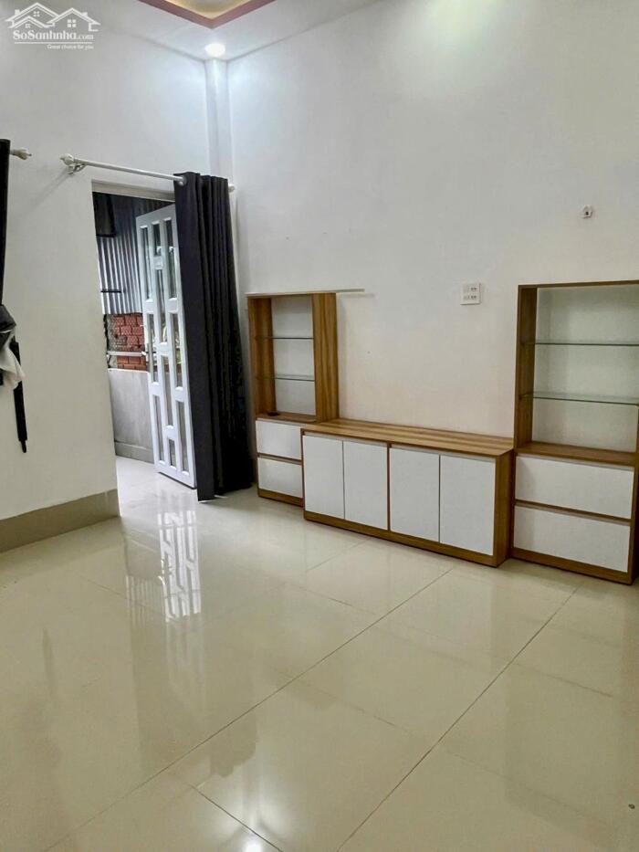 Hình ảnh CHO THUÊ NHÀ TRỆT 1 LẦU ĐẸP 128m² – ĐOẠN NGOÀI KDC HƯNG PHÚ, CẦN THƠ | GIÁ 8.5 TRIỆU/THÁNG NGA 0908870559 8