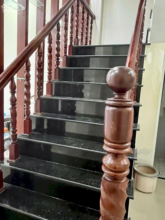 Hình ảnh CHO THUÊ NHÀ TRỆT 1 LẦU ĐẸP 128m² – ĐOẠN NGOÀI KDC HƯNG PHÚ, CẦN THƠ | GIÁ 8.5 TRIỆU/THÁNG NGA 0908870559 3