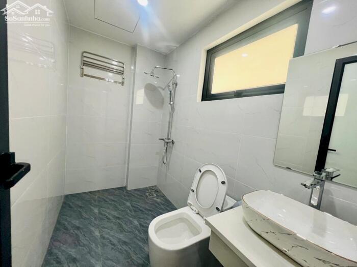 Hình ảnh Bán toà CCMN Hoàng Hoa Thám 70m2 dòng tiền 80tr/ 1 tháng ngõ to 19.5 tỷ 5