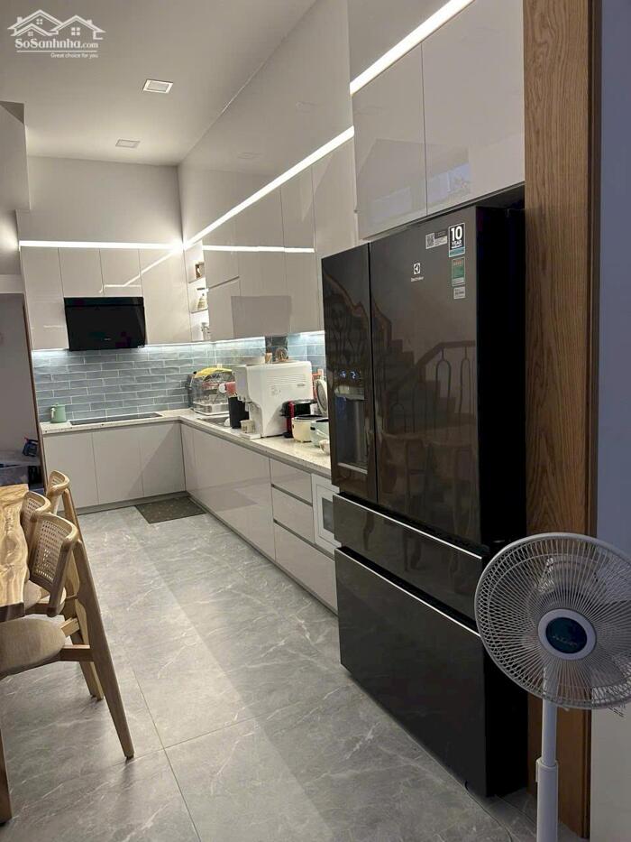 Hình ảnh Hẻm oto 3/2 Q.10 - 2 Mặt Tiền hẻm - 4.25x13.5m – Nhà 5 Tầng +Mái Che – Giá 16 tỷ 1