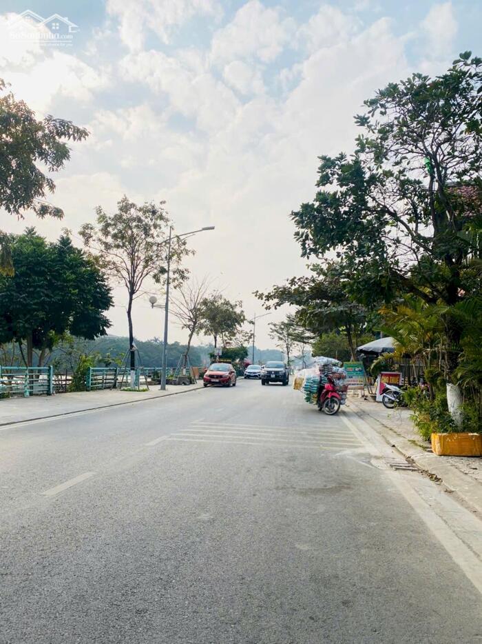 Hình ảnh Bán đất kinh doanh cà phê hoặc quán ăn view hồ Bảo Sơn, Liên Bảo, Vĩnh Yên. 1