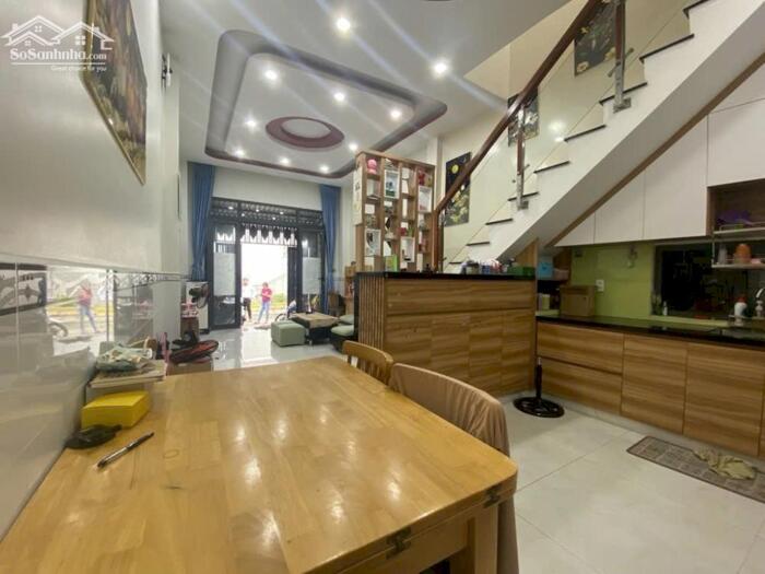 Hình ảnh Chuyển chỗ ở Bán nhà mặt tiền Thạnh Xuân 39 giá tốt, 66m2, 2 tầng chỉ hơn 4 Tỷ 5