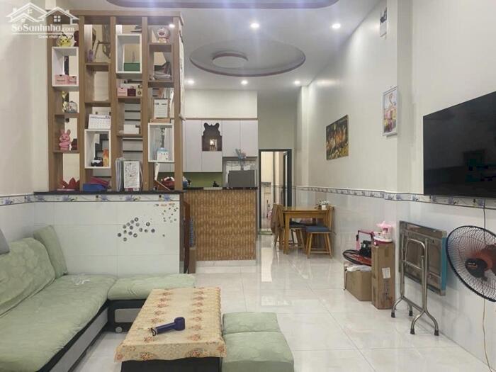 Hình ảnh Chuyển chỗ ở Bán nhà mặt tiền Thạnh Xuân 39 giá tốt, 66m2, 2 tầng chỉ hơn 4 Tỷ 1