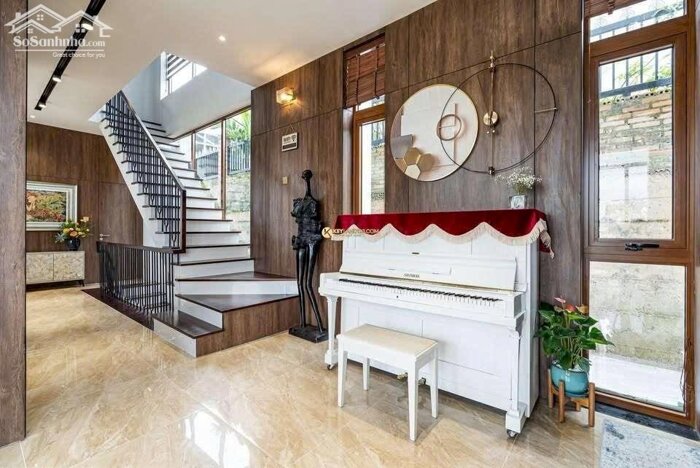 Hình ảnh Biệt thự sân vườn 4 tầng sang trọng tại Đống Đa, Phường 3, Đà Lạt – giá chỉ 27 tỷ 6