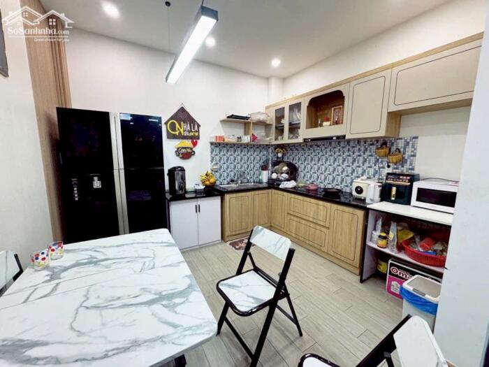 Hình ảnh BÁN NHÀ KIỆT PHAN KẾ BÍNH _ 3 TẦNG _ 90M² [ N 8M ] 3PN _ GIÁ 6.5 TỶ 1