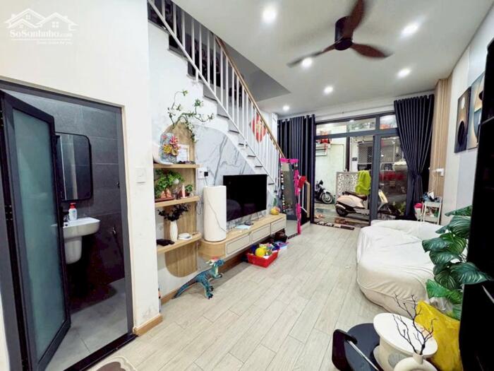 Hình ảnh BÁN NHÀ KIỆT PHAN KẾ BÍNH _ 3 TẦNG _ 90M² [ N 8M ] 3PN _ GIÁ 6.5 TỶ 0