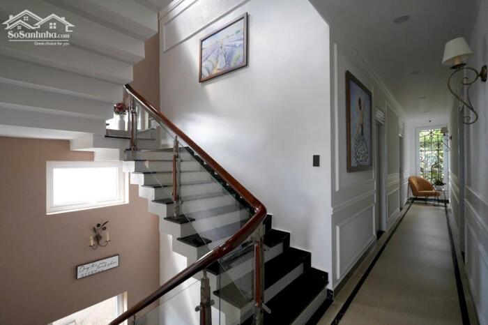 Hình ảnh Cần bán biệt thự 3 tầng, 14 phòng, sổ riêng – khu Xuân Hương, Đà Lạt, giá 110 tỷ 7