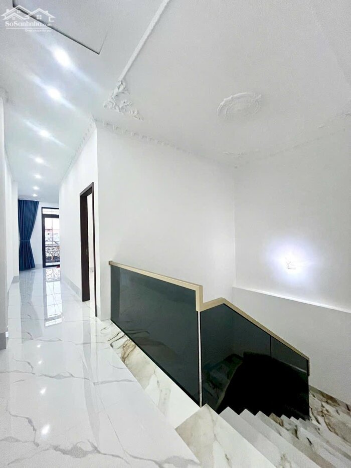 Hình ảnh Nhà 1 Trệt 2 Lầu Đường D4 KDC Hồng Loan - Đoạn ngay chung cư 17