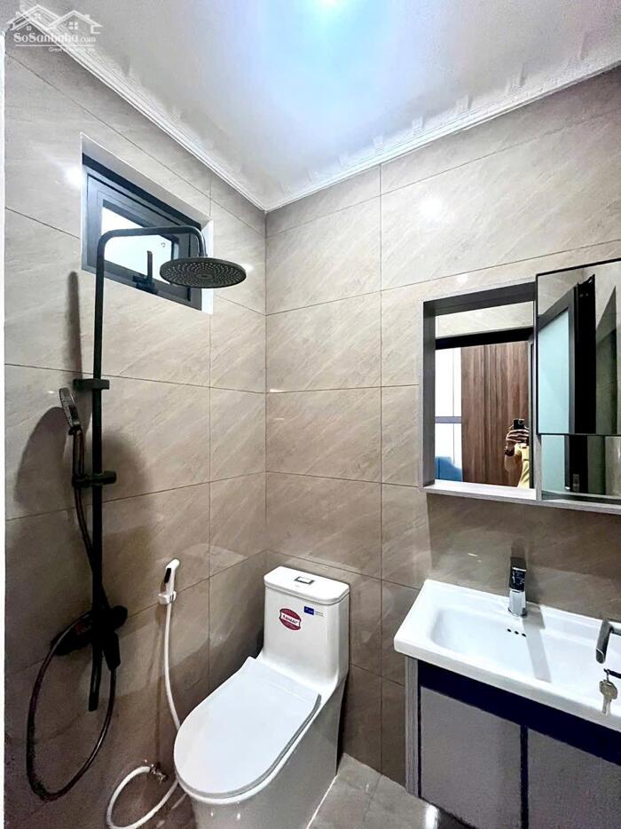 Hình ảnh Nhà 1 Trệt 2 Lầu Đường D4 KDC Hồng Loan - Đoạn ngay chung cư 7