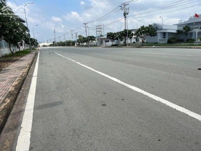 Hình ảnh Cho thuê nhà xưởng 22.000m2 giá rẻ chỉ 1,5 tỷ/tháng (4,3usd/m2 NX) KCN Nhơn Trạch-Đồng Nai 4