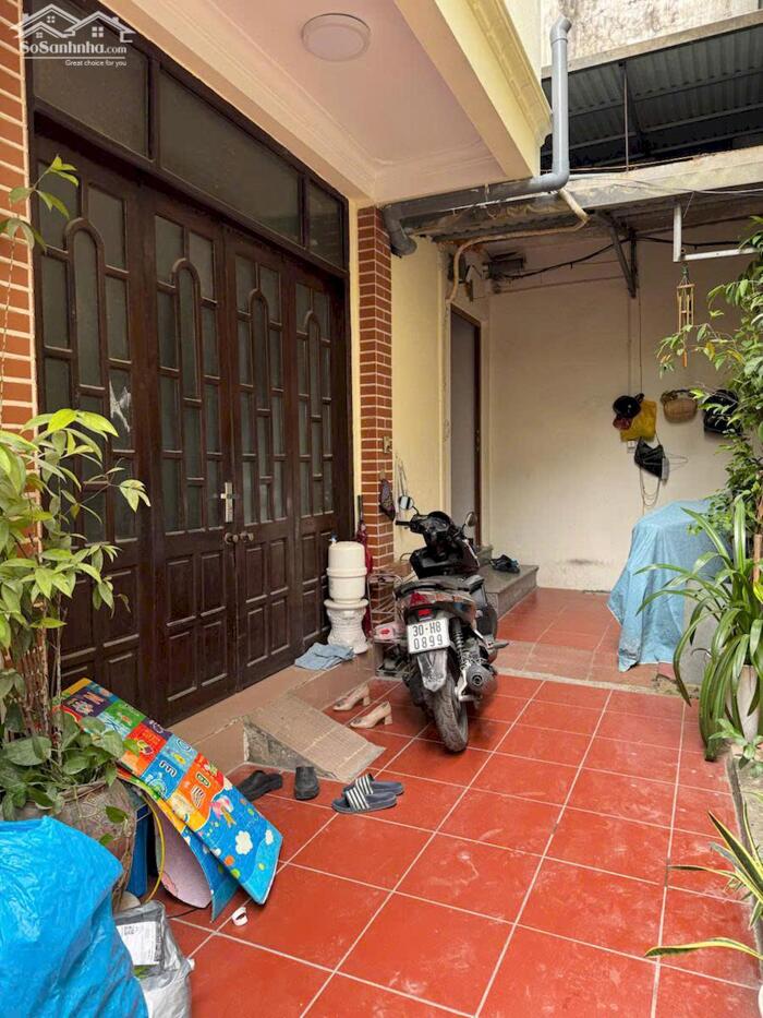 Hình ảnh Nhà Lý Thường Kiệt 4 Tầng 11 Tỷ Ngõ 4M , Sát ÔTÔ Tránh Đỗ Sạch sẽ thoáng đẹp gần phố 2