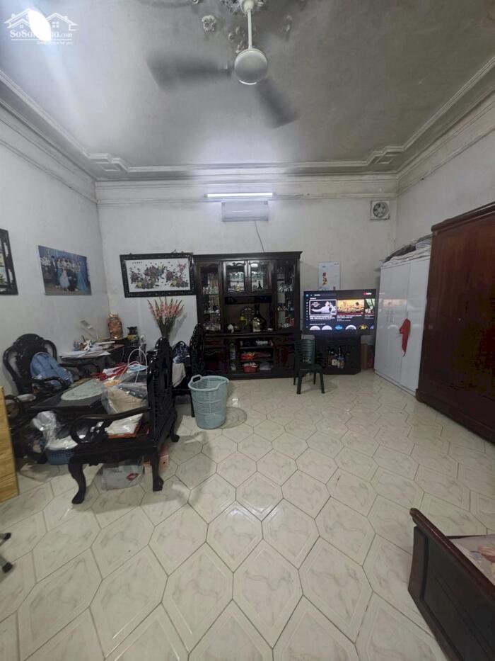 Hình ảnh Nhà Hàng Vôi 61M2 Mặt Tiền 6M 46,5 Tỷ 2 Mặt Thoáng Sạch đẹp thoáng 2