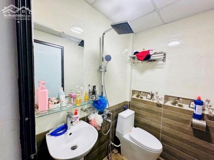 Hình ảnh Bán nhà Tôn Đức Thắng 35m2 ngõ ô tô tránh ô tô vào nhà nở hậu 13.5 tỷ 3