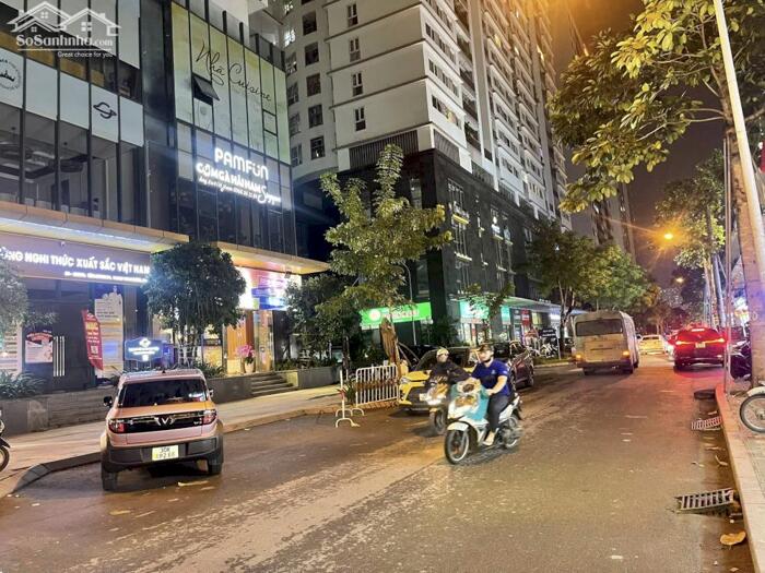 Hình ảnh BÁN SHOPHOUSE NGOẠI GIAO ĐOÀN – 2 MẶT TIỀN – KINH DOANH SẦM UẤT – DÂN TRÍ CAO 4