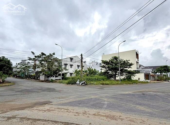 Hình ảnh Bán Nền Góc đường A5 & A7 KDC Phú An 0
