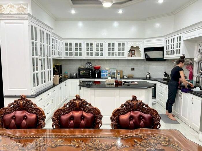 Hình ảnh BDS HVL [NC] BIỆT THỰ HOÀNG GIA DĨ AN 10x24M CÓ BẢO VỆ CHỈ 24 TỈ 0