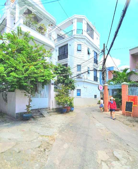 Hình ảnh Nhỉnh 100tr/m2 Nhà Bán Phan Văn Trị, P11, HXH Vô Nhà, Cấp 4, dt 83m2 ( 4.35m x 19m ) 0