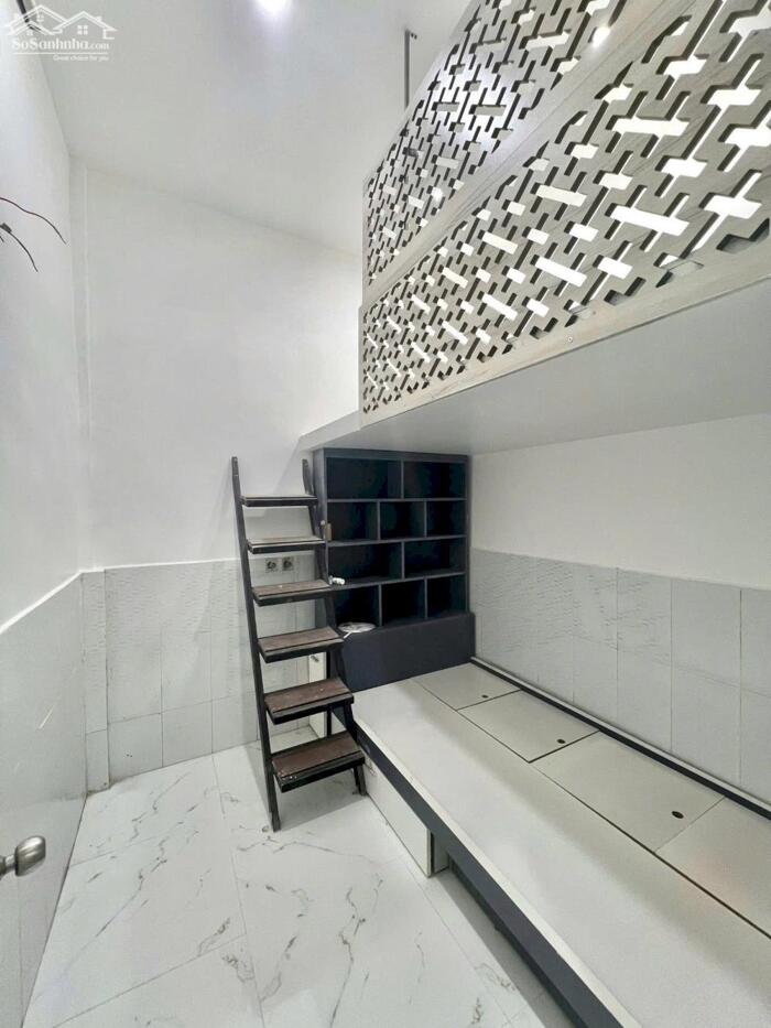 Hình ảnh Bán Nhà Trệt Góc 2 Mặt tiền hẻm 9 Nguyễn Văn Linh - Cách Mặt tiền 120m, P.An Bình 2