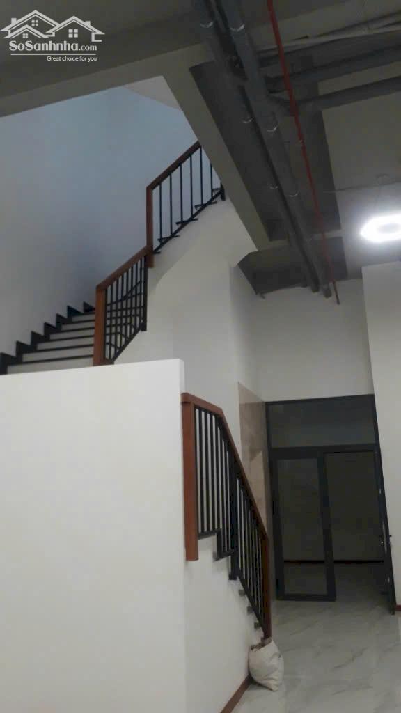 Hình ảnh BDS CHỦ GỬI: LAKEVIEW 2 THỦ THIÊM 5,4m x 15m ,hầm + 4 tầng GIÁ 70 TỈ 2