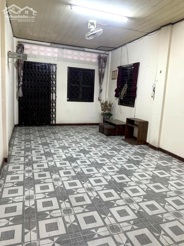 Hình ảnh Vị Trí Vàng 3/2 Quận 10 – Nhà Đẹp Vuông Vức, 3 Tầng BTCT – 44m2 - Hẻm 4m Thông, Thanh Khoản Cao – 7.2 Tỷ 2